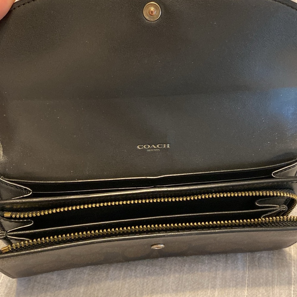 Wallet Designer By Coach Size: Medium
Regular price $76.99 - Picture 3 of 6